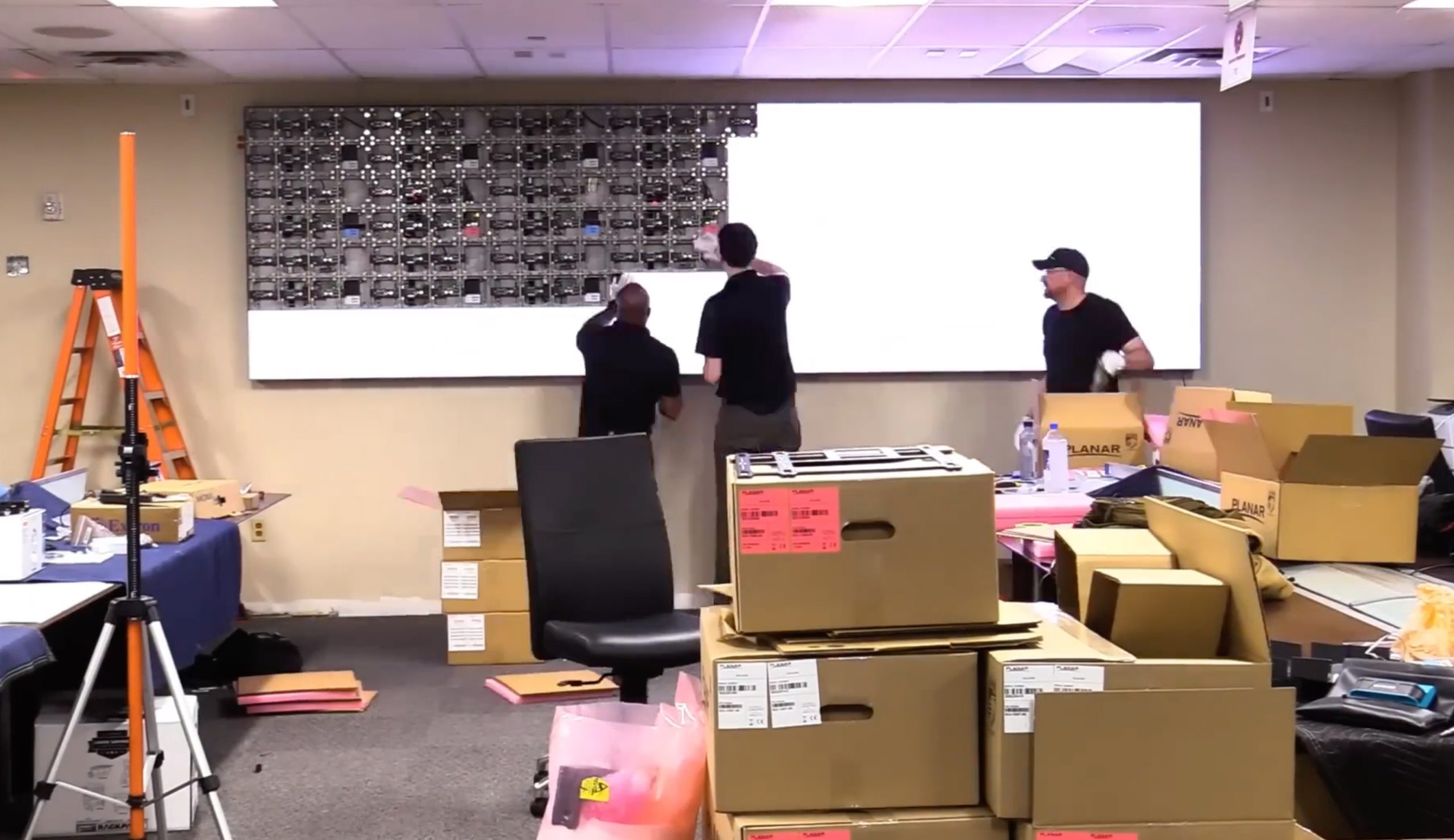 Direct View LED (DVLED) Video Wall Build Time-Lapse - Activu Corporation